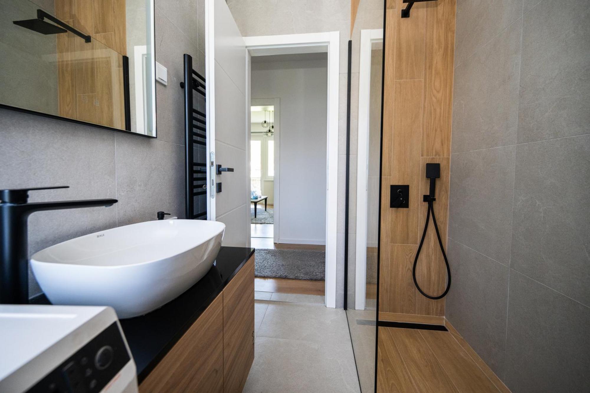 Bright 2Bdr Apartment With Balcony - Free Parking SJJ Exteriör bild