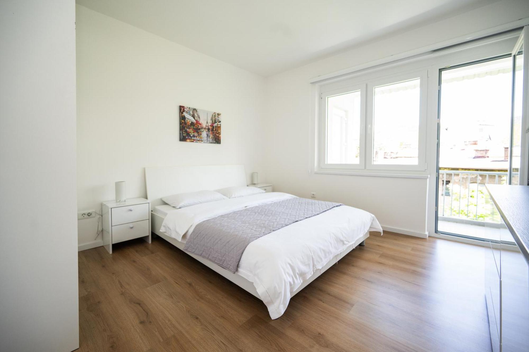 Bright 2Bdr Apartment With Balcony - Free Parking SJJ Exteriör bild