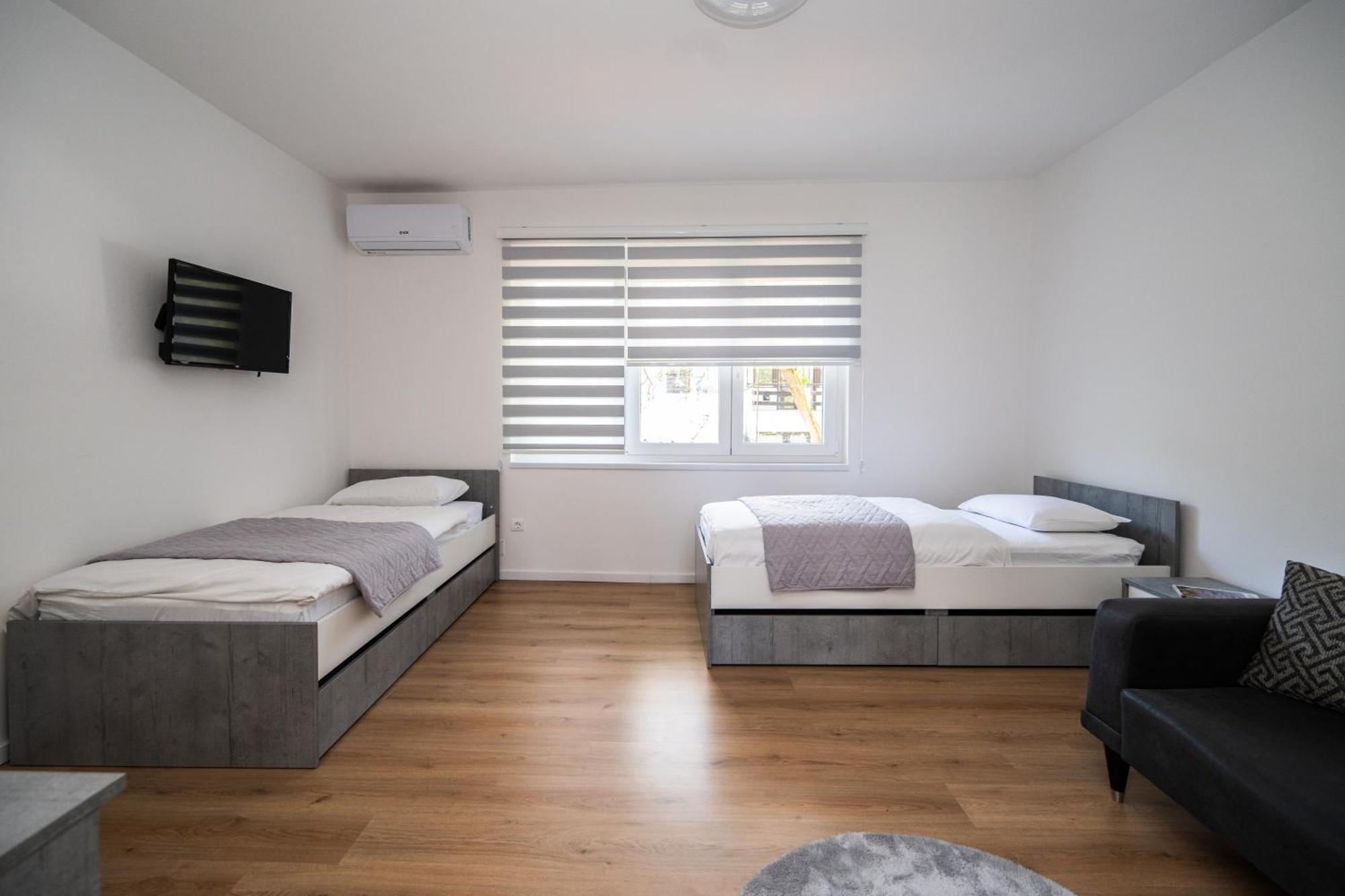 Bright 2Bdr Apartment With Balcony - Free Parking SJJ Exteriör bild