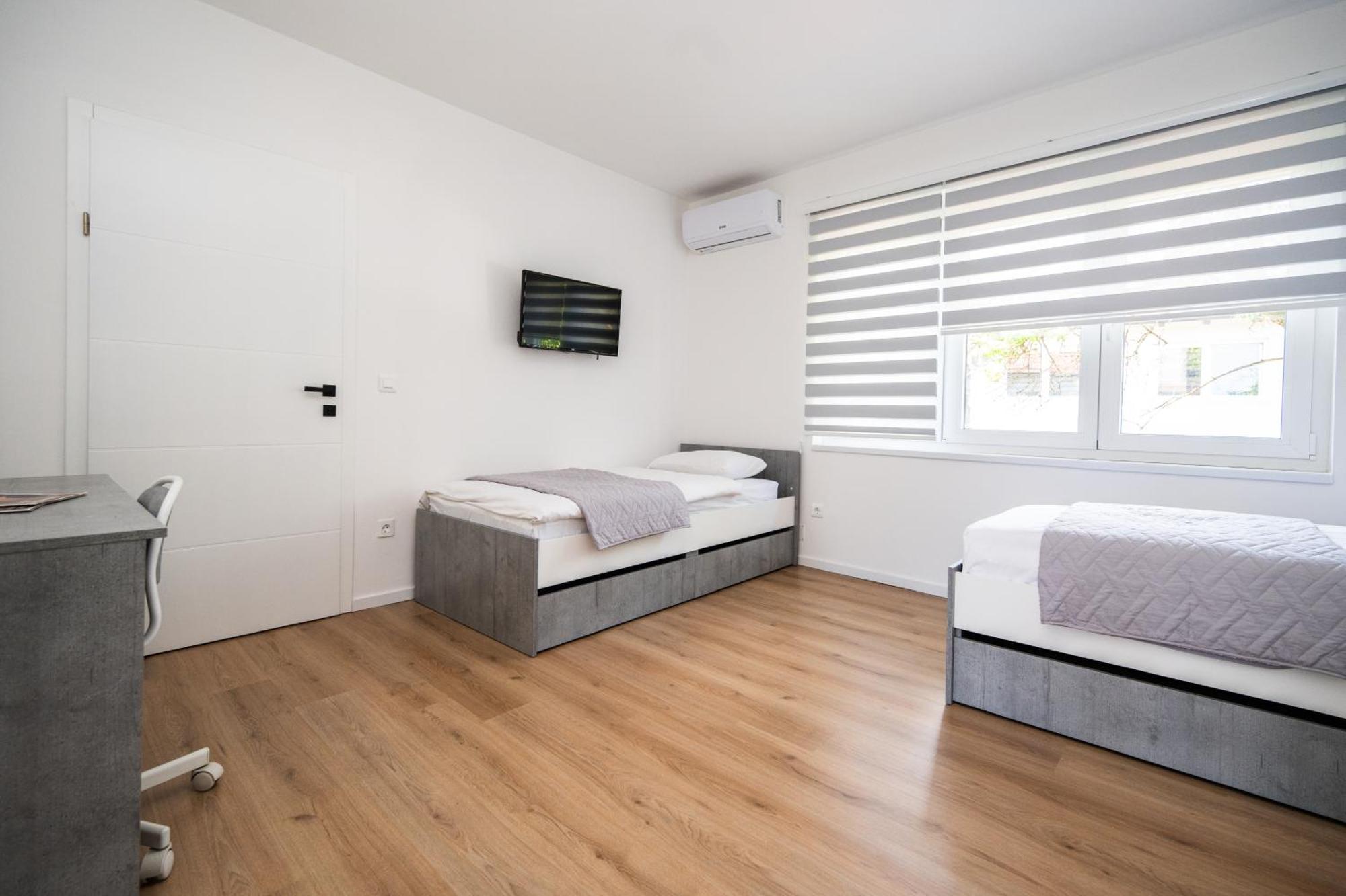 Bright 2Bdr Apartment With Balcony - Free Parking SJJ Exteriör bild